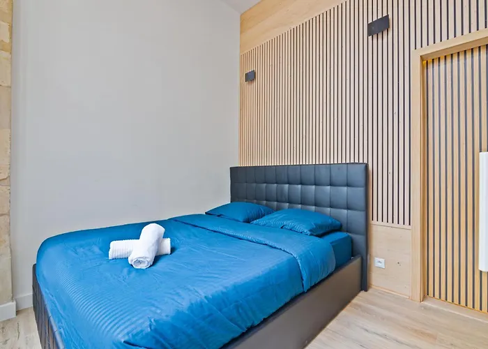 Splendid Quartier Palais Royal Free Netflix *