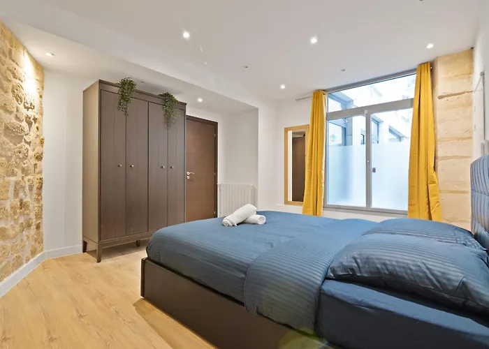 Splendid Quartier Palais Royal Free Netflix 아파트 파리